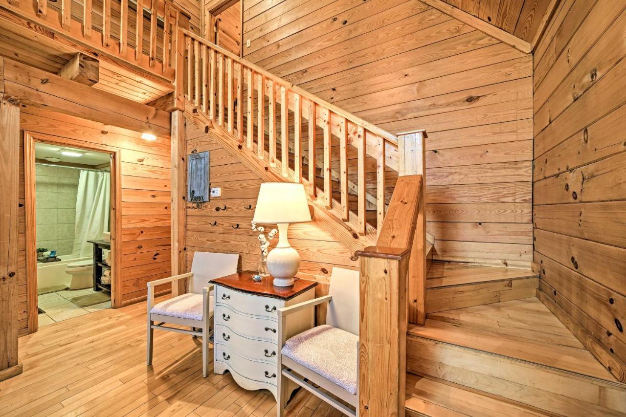 Вилла Creekside Bryson City Cabin With Private Hot Tub Экстерьер фото