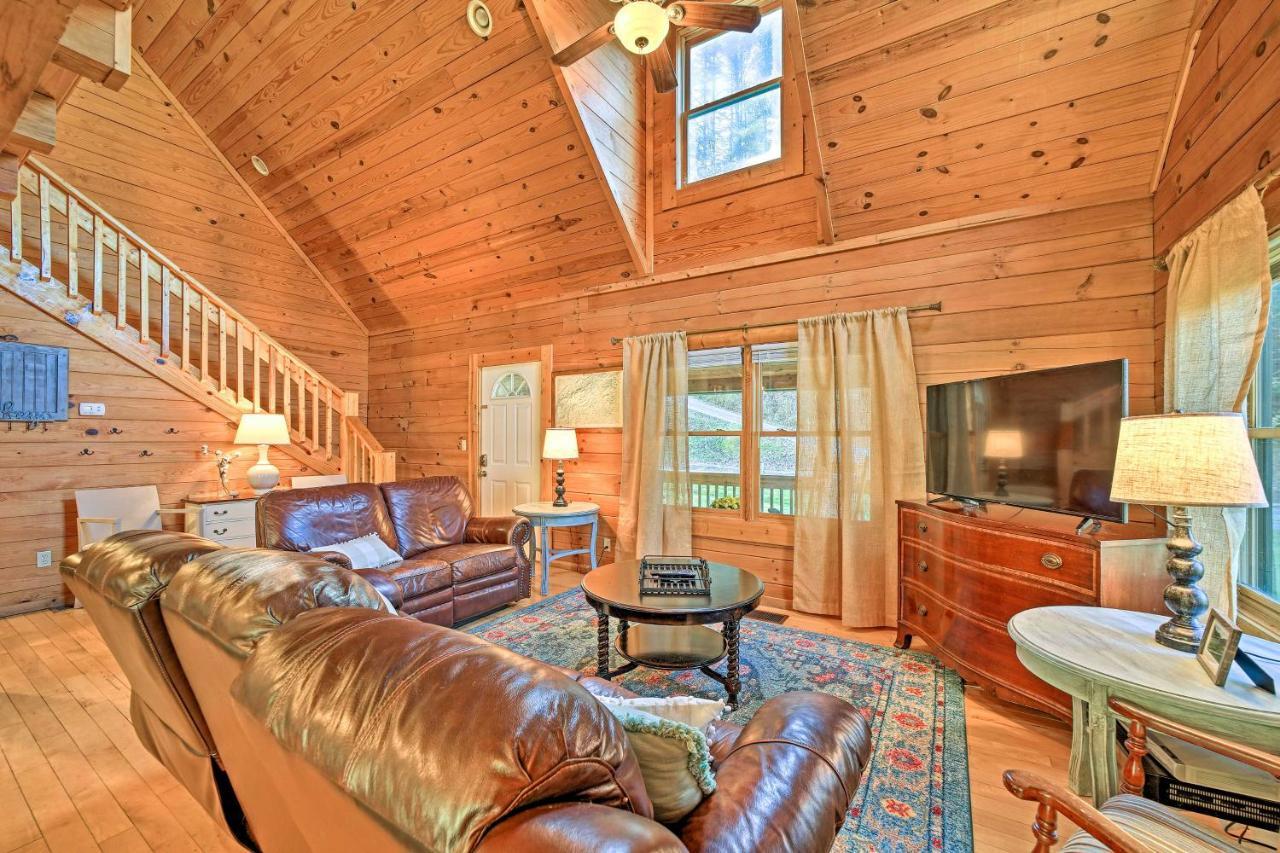 Creekside Bryson City Cabin With Private Hot Tub Экстерьер фото