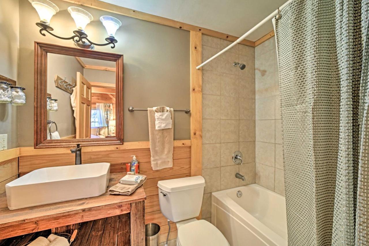 Creekside Bryson City Cabin With Private Hot Tub Экстерьер фото