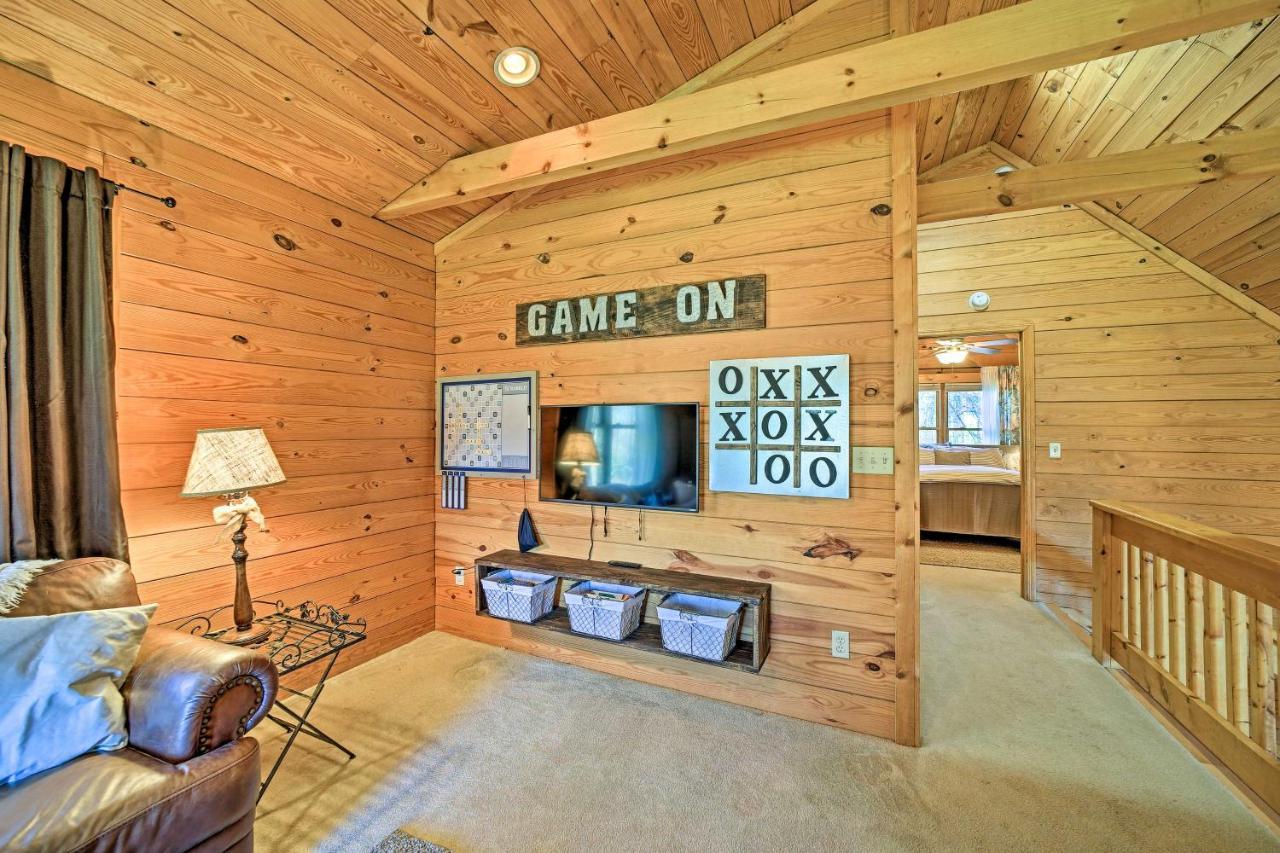 Creekside Bryson City Cabin With Private Hot Tub Экстерьер фото