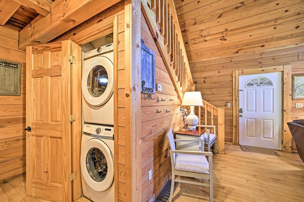 Creekside Bryson City Cabin With Private Hot Tub Экстерьер фото